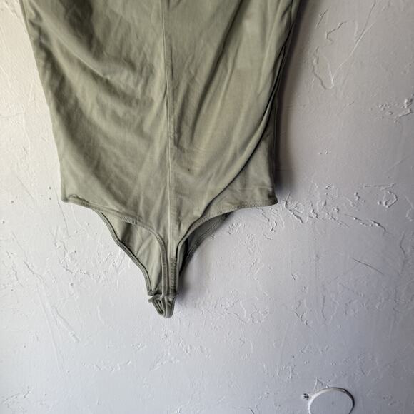 Everlane Bodysuit Womens Small Supima Cotton Stretch‎ V Neck Cap Sleeve - Picture 8 of 9